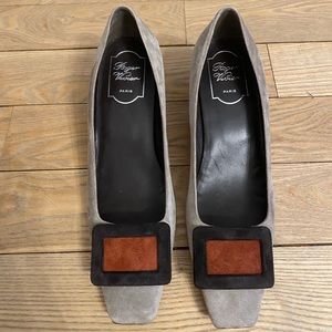 Roger Vivier Belle Vivier suede pump